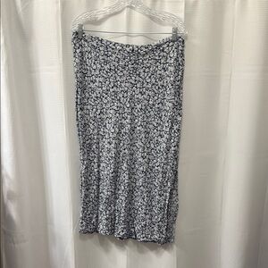 Old Navy Blue and White Floral Midi Skirt